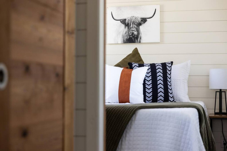 Bedroom 5, New The Texas Longhorn-luxury Container Home, Gillespie