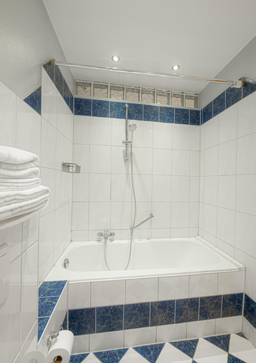 Bathroom 21