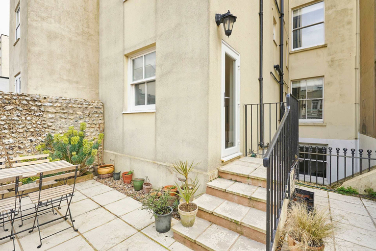 Room 3, Host Stay Brunswick Place Flat, Brighton and Hove