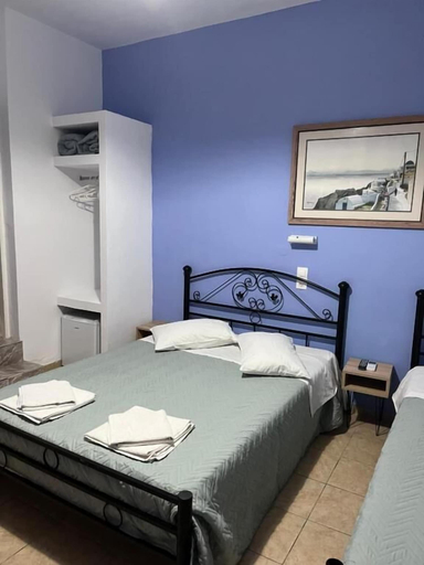 Bedroom 3, Stella Nomikou Apartments, South Aegean