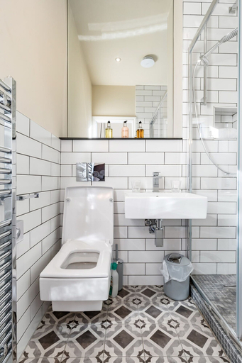 Bathroom 4, Claremont The Thoresby, Leeds