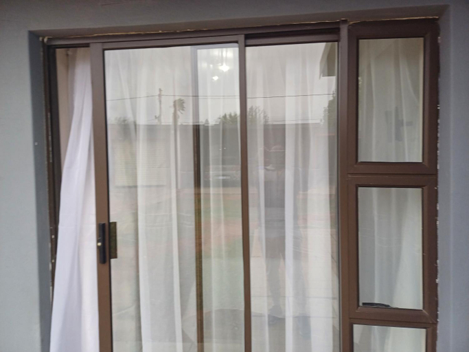 Others 4, Willow Guest house, Sedibeng