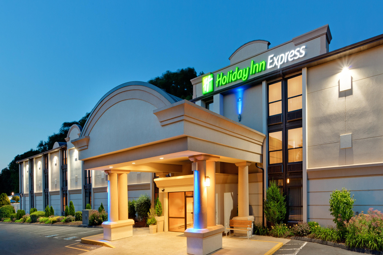 Exterior & Views 4, Holiday Inn Express SOUTHINGTON by IHG, Hartford