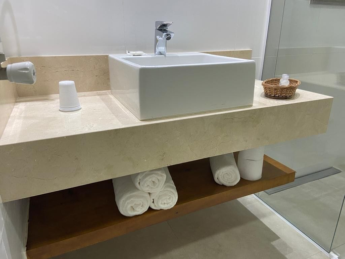 Bathroom 4, Hotel Chateau, Campo Limpo Paulista