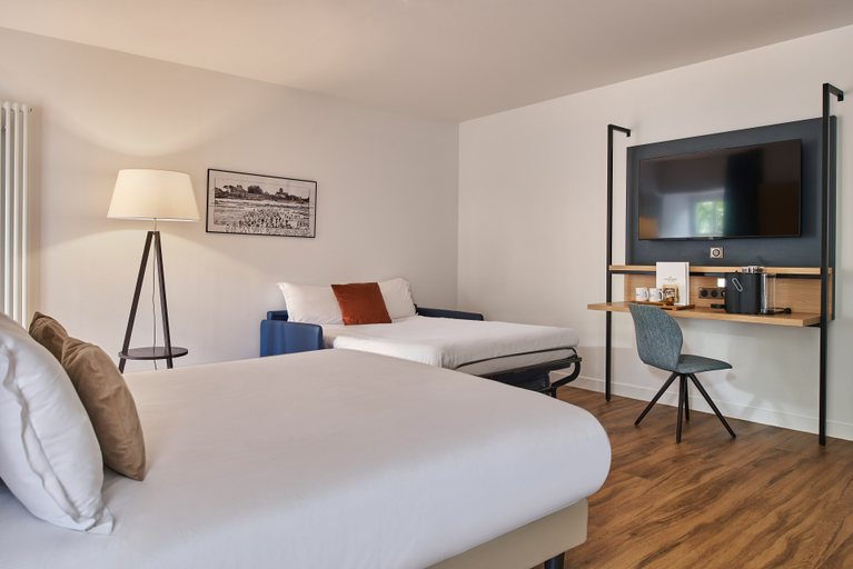Bedroom 2, Les Maisons De Tatihou, The Originals Relais, Manche