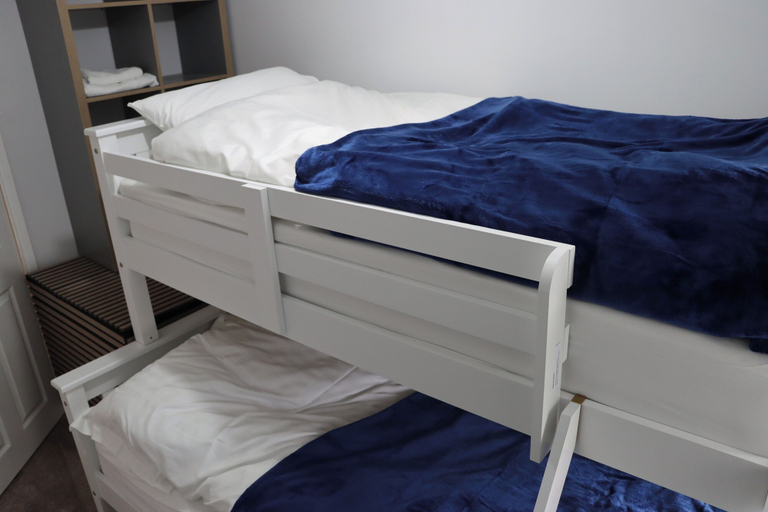 Room 5, Perfect 3 Bedroom Home - Contractors & Families, Walsall