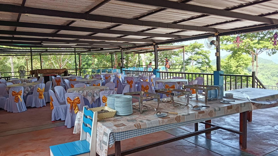 Others 5, Khao Kheow Open Zoo Training Center JJJ, Si Racha