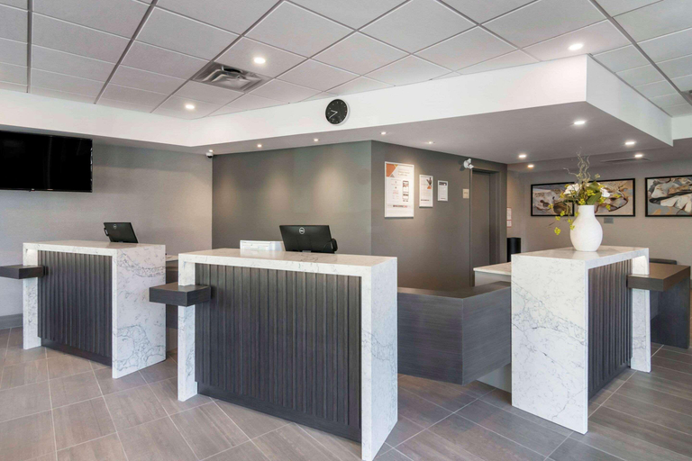 Public Area 2, Quality Inn, Nanaimo