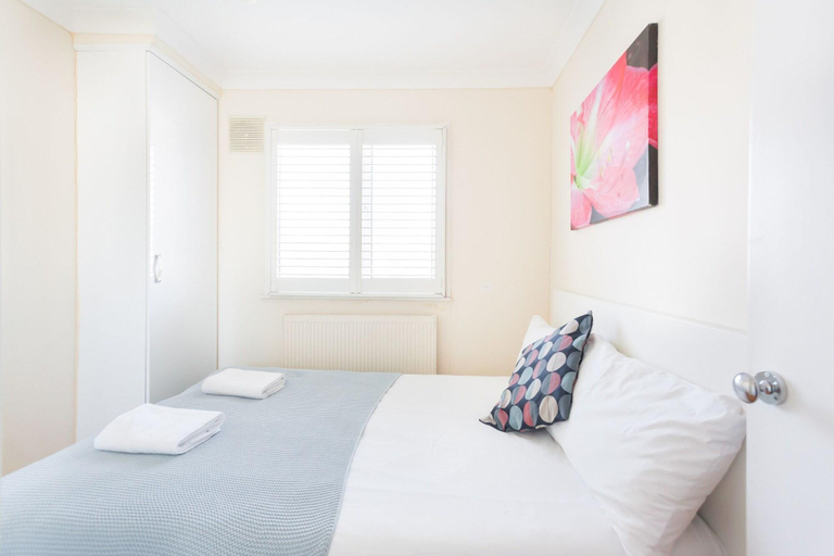 Bedroom 3, Kings Cross International, London