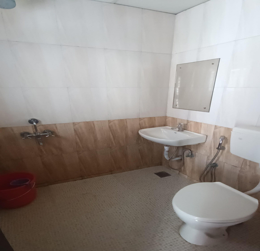 Bathroom 3, Balaji Residency, Chennai
