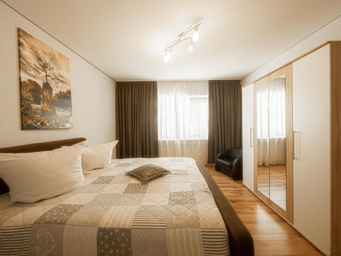 Bedroom 27