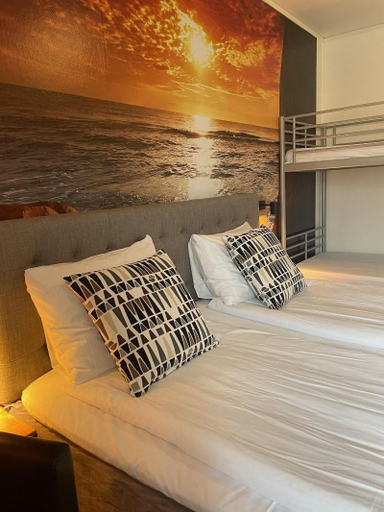 Bedroom 3, Bjorkbackens Karaktarshotell, Vimmerby