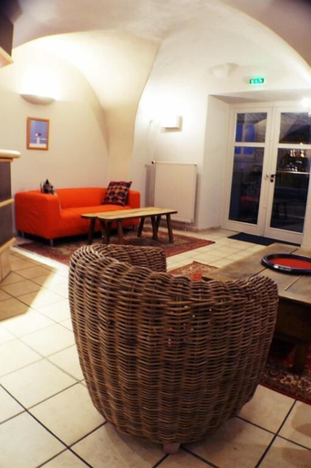 Public Area 2, Hotel du Commerce, Puy-de-Dôme