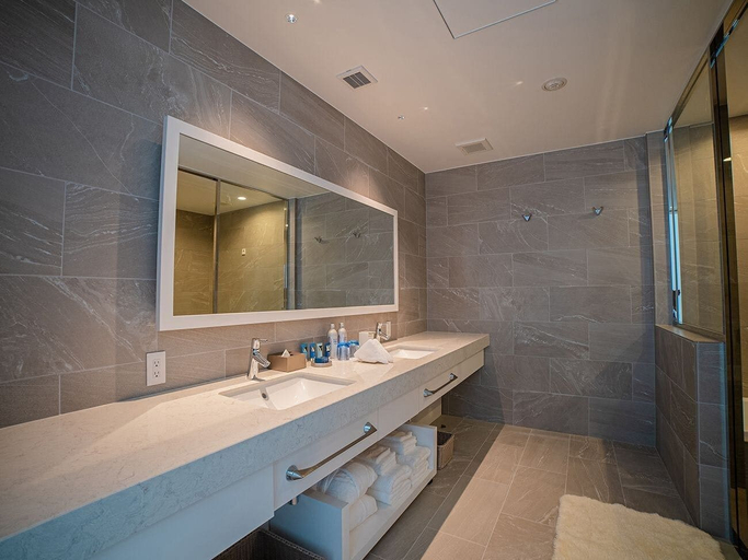 Bathroom 4, Santorini Hotel&Villas Miyakojima, Miyakojima