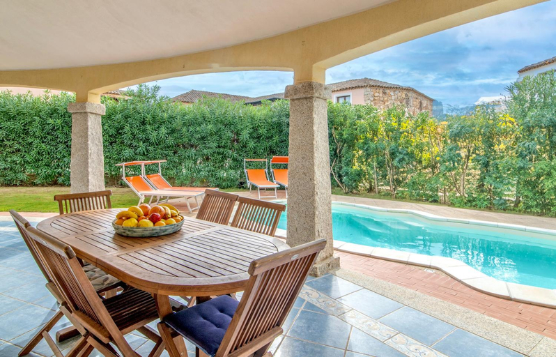 Sport & Beauty 2, Villas with private pool just 400 meters from the Costa Rei - beach, Cagliari