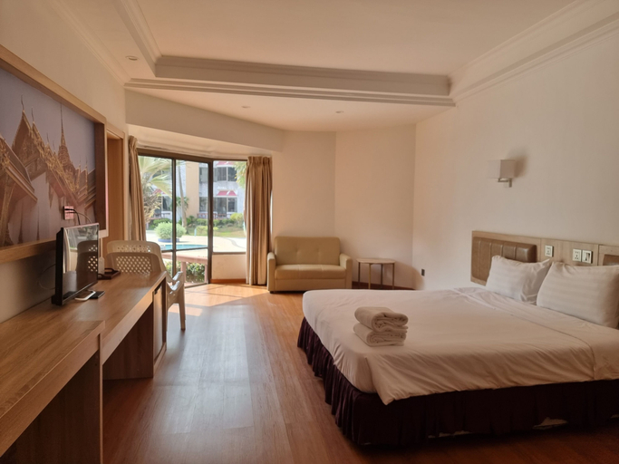 Bedroom 2, Palmeraiebeach Resort Rayong, Klaeng