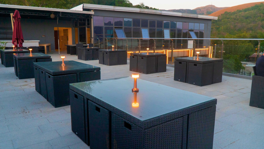 Food & Drinks 4, Vienna Hotel (Newly Renovated 2025), Coron