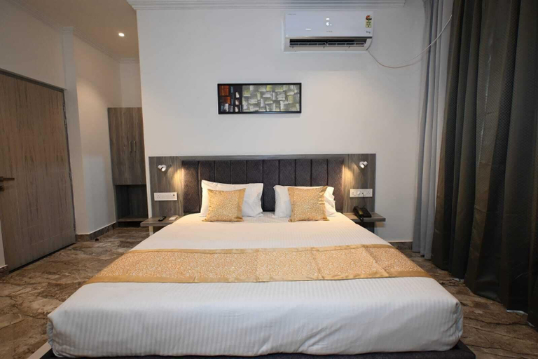 Others 4, Tarang Stay Inn, Varanasi