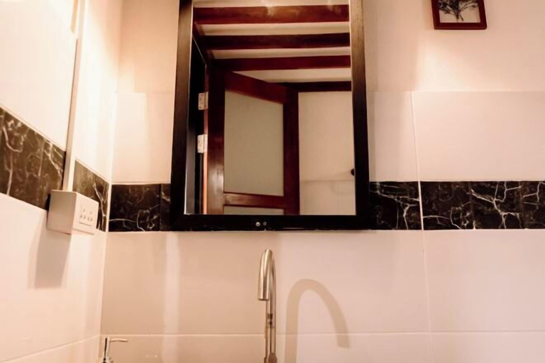 Bathroom 21