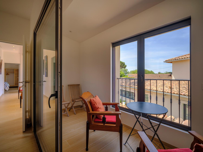 Others 4, Villa Poulpo, Gironde