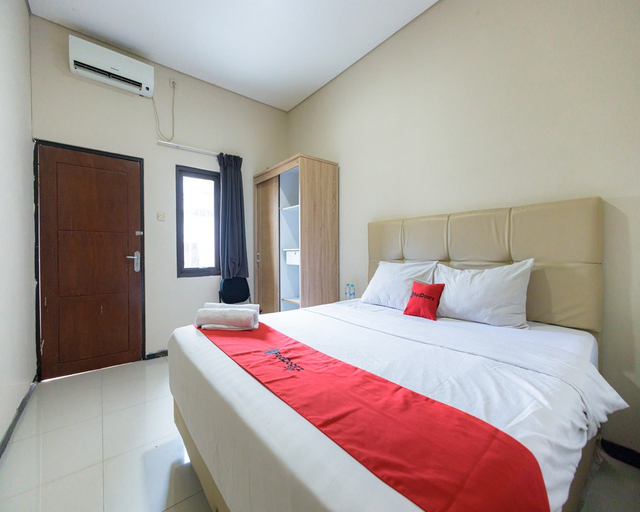 Bedroom 15