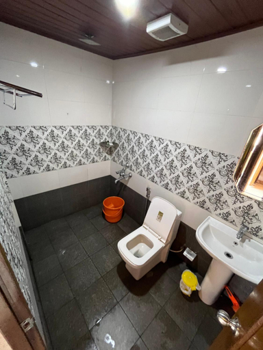 Bathroom 2, Hill Side Home, Idukki