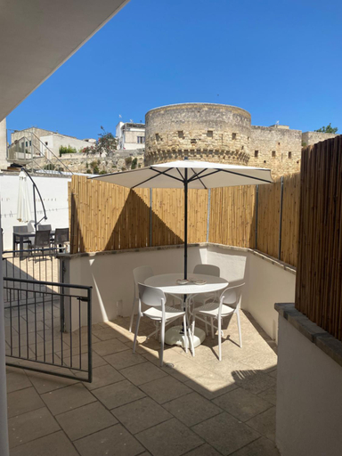 Others 5, HYPOGEUM -Le Torri Apartments-, Lecce