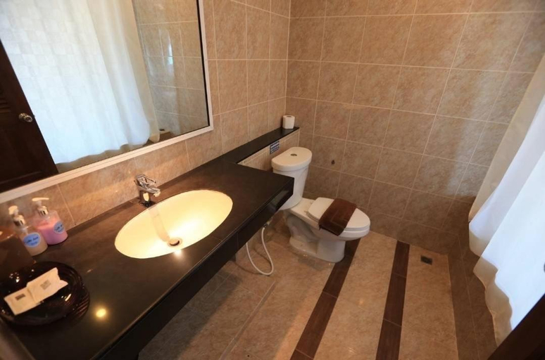 Bathroom 3, At Sea Residence, Pattaya