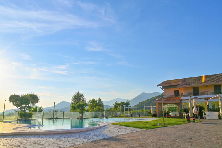 Exterior & Views 2, Masseria Nobile Relais, Salerno