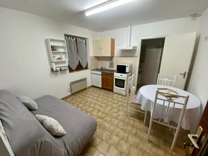 Others 3, Logement individuel circuit 24h du Mans ou autre, Sarthe