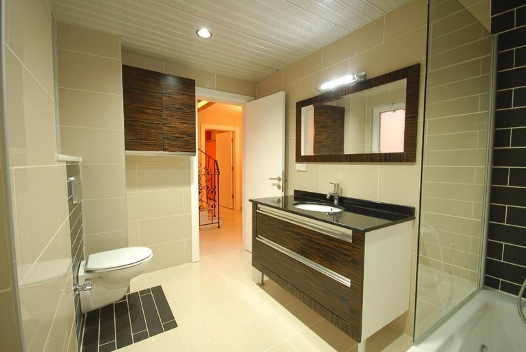 Bathroom 2, TALYA TURIZM TATILEVLERI ve VILLALARI, Serik