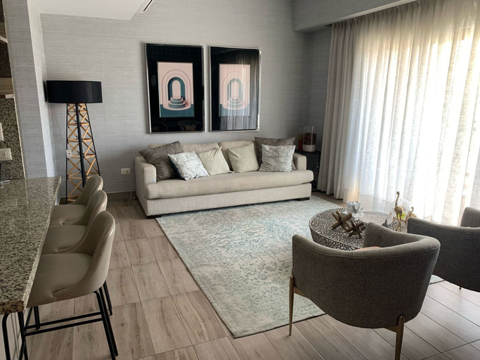 Room 5, RL2 504 in Santo Domingo de Guzm n, Distrito Nacional