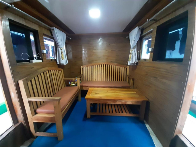 Sport & Beauty 3, Boats Open Trip Komodo 3D2N, West Manggarai