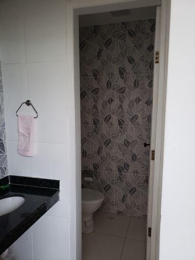 Bathroom 3, Centro da Cidade dois quartos com ar, Cabo Frio
