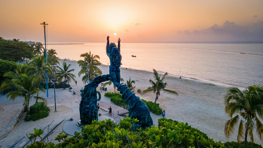 Exterior & Views 2, Holiday Inn Express & Suites PLAYA DEL CARMEN, Cozumel