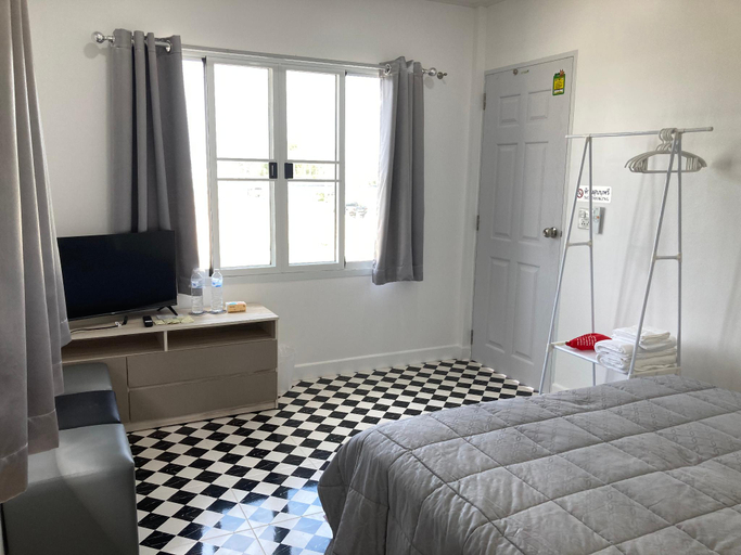 Bedroom 9