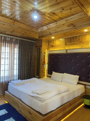 Others 5, Nezer Hostel & Roof Top Cafe, Leh