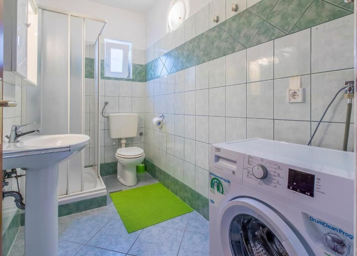 Bathroom 3, Apartment Masa, Crikvenica