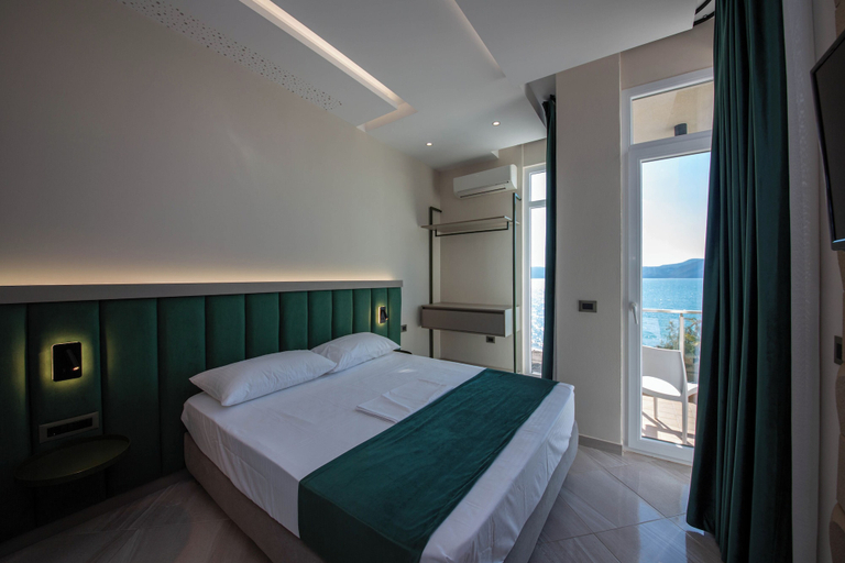 Bedroom 2, Hotel Royal, Vlorës