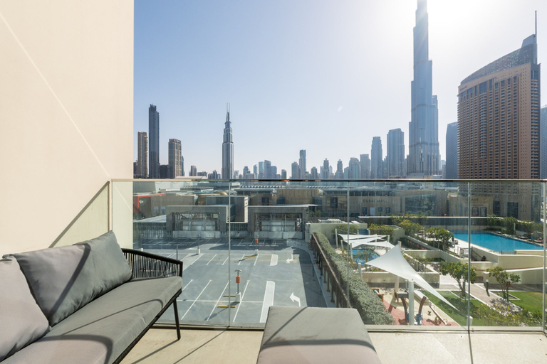 Room 2, Downtown Escape Lush 2BR w Burj Khalifa View, Dubai