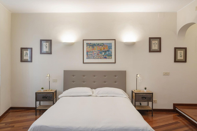 Bedroom 5, Elegant Studio in the City Center by Wonderful Italy, Genova
