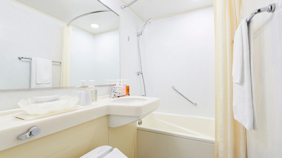Bathroom 5, RIHGA Place Higobashi, Osaka