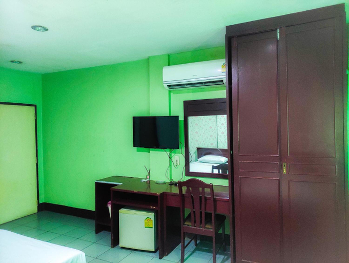 Bedroom 3, Woodlands Inn, Bang Rak