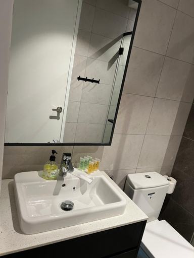 Bathroom 2, AXON SUITES BUKIT BINTANG By KL PAVILION, Kuala Lumpur