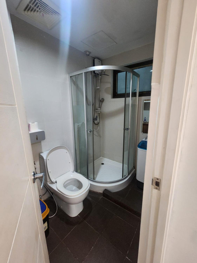 Bathroom 3, Muji KL Tower Makati Greenbelt (w/ Pool Access), Makati City