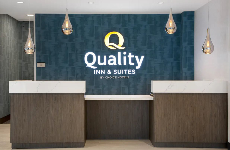 Public Area 2, Quality Inn & Suites Prescott ON, Leeds and Grenville