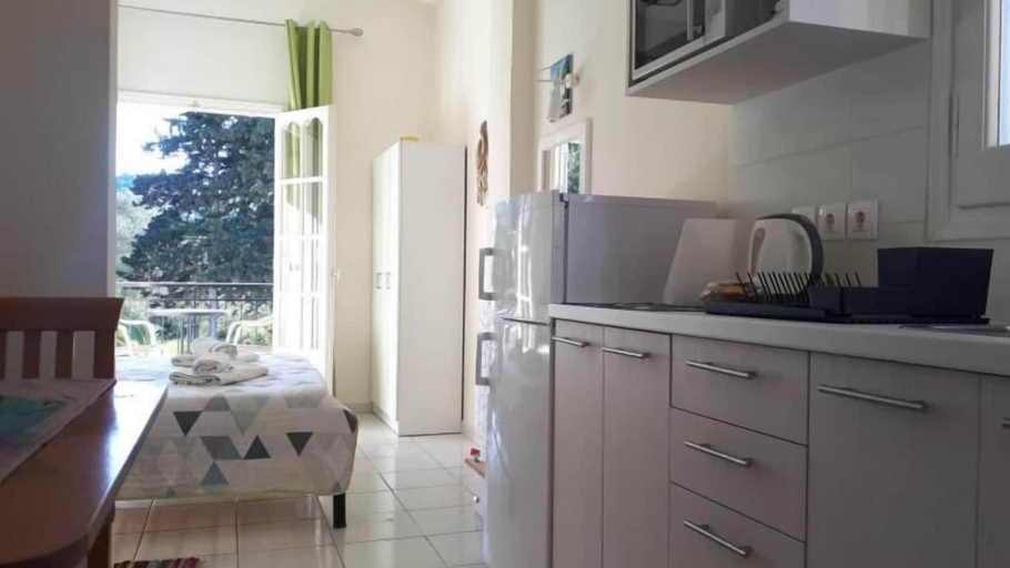 Bedroom 2, Asprokavos Beach Apartment, Ionian Islands