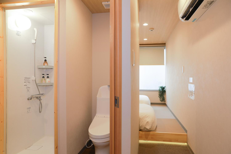 Bathroom 3, OYASUMI Ice&Hotel 難波なんば 50m from namba station 24Hours Self Checkin, Osaka