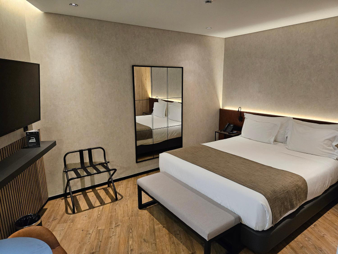 Bedroom 28
