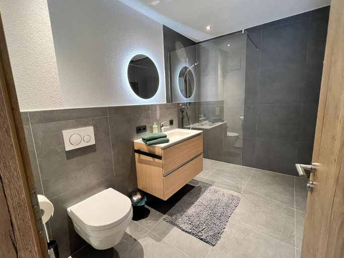 Bathroom 3, Apartment in Solden near Ski Lifts, Imst